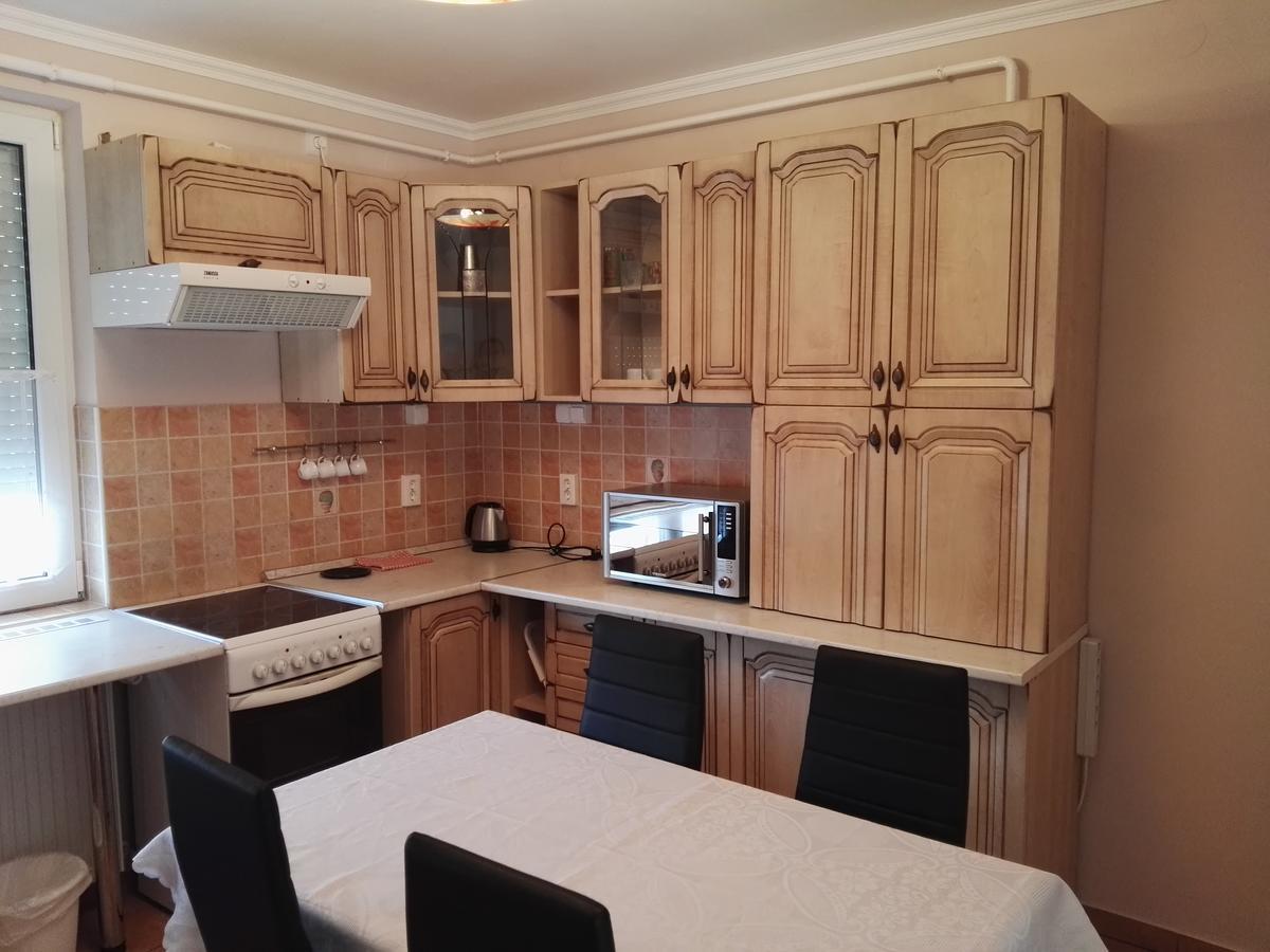 Kiskucko Apartman Hajdúszoboszló المظهر الخارجي الصورة
